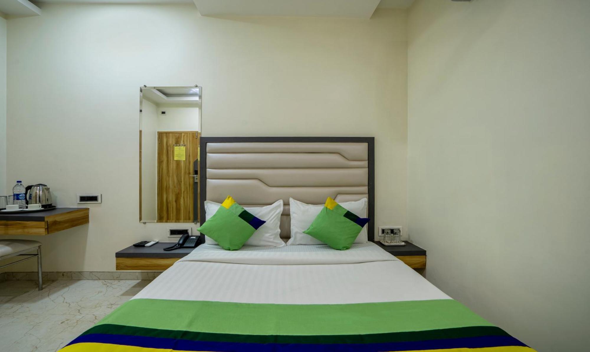 FabHotel Zaid International Mumbai Exterior foto